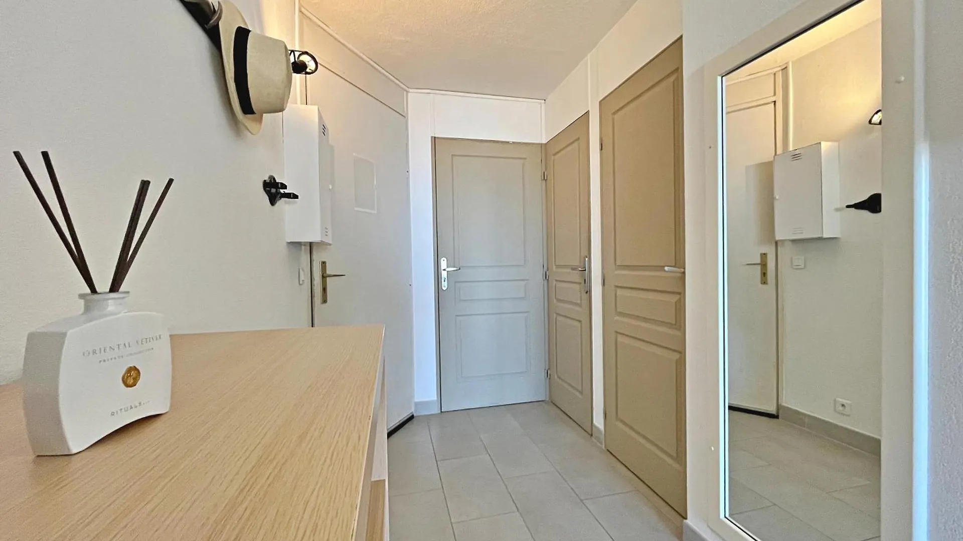 Appartement 4 Pers Vue Mer Baie De Cannes - Antibes Theoule-sur-Mer Apartment